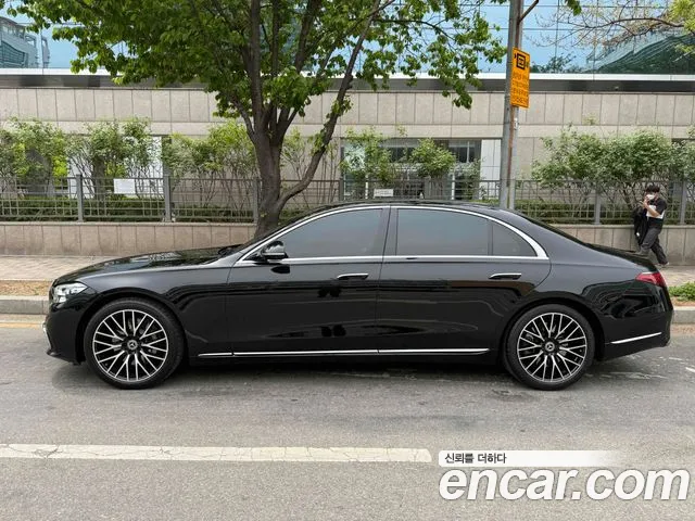 Mercedes-Benz S-Class W223 — Фото автомобиля 3