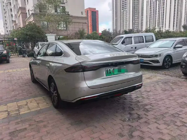 Geely Galaxy Stellar 6 — Фото автомобиля 5