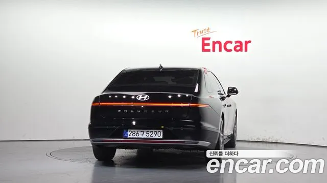 Hyundai Grandeur GN7 — Фото автомобиля 4