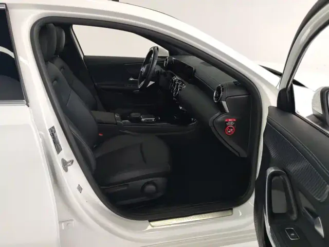 Mercedes-Benz A-Class — Фото автомобиля 8