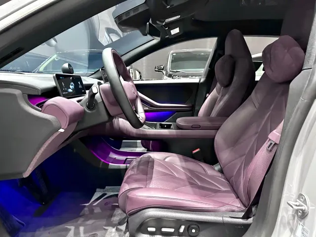 Nio ET5 Touring — Фото автомобиля 10