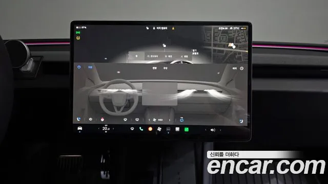 Tesla Model 3 — Фото автомобиля 14