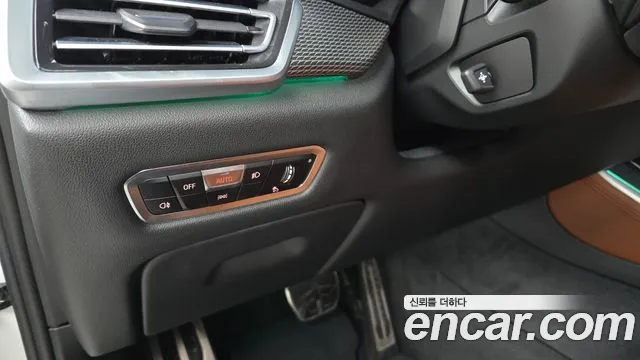 BMW X5 xDrive 40i M Sport — Фото автомобиля 25