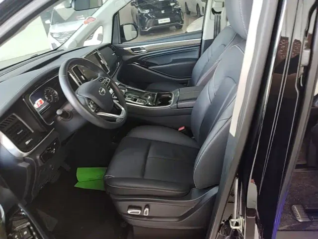 GAC Trumpchi M8 — Фото автомобиля 14