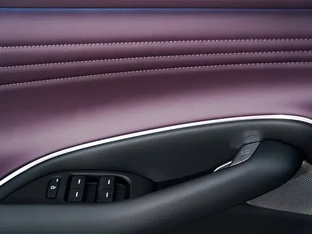Xiaomi SU7 — Фото автомобиля 28
