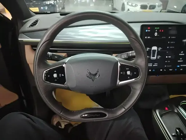 Arcfox Alpha T5 — Фото автомобиля 10