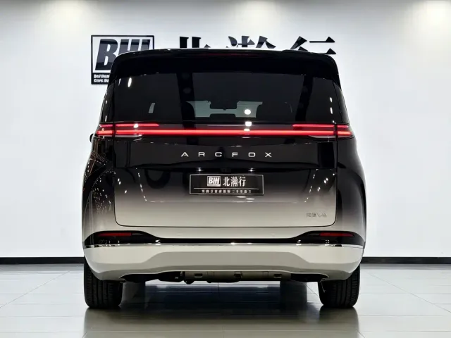 Arcfox Wendao V9 — Фото автомобиля 7