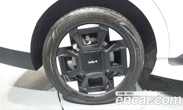 Kia Carnival 4th Gen — Фото автомобиля 5