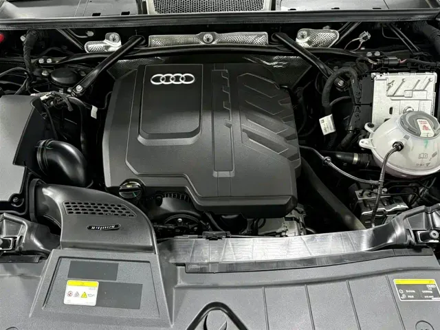Audi Q5L — Фото автомобиля 16