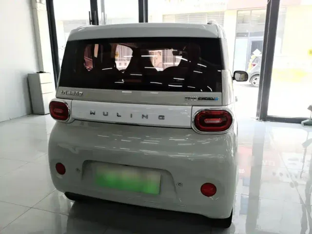 Wuling Hongguang Mini EV — Фото автомобиля 5