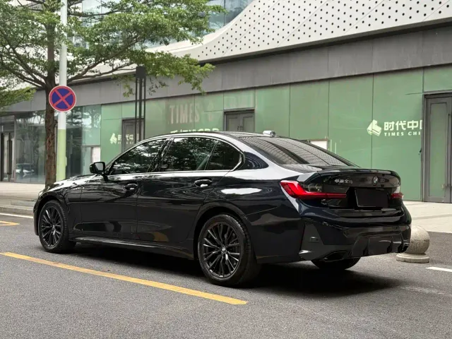 BMW 3 Series — Фото автомобиля 7