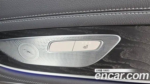 Mercedes-Benz CLS-Class — Фото автомобиля 19