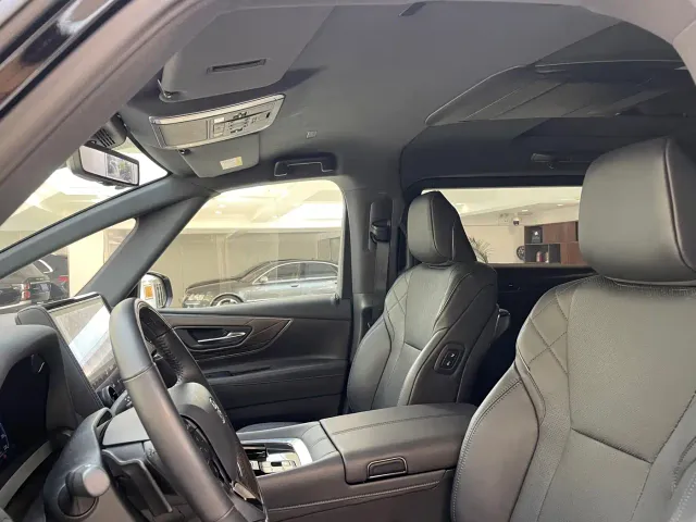 Toyota Alphard — Фото автомобиля 23