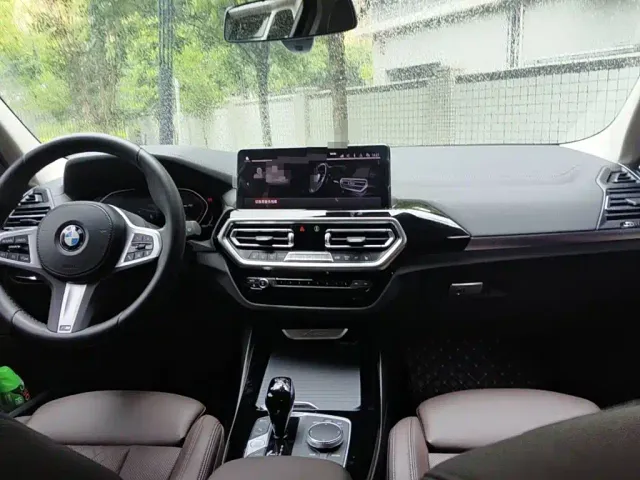 BMW X3 — Фото автомобиля 12