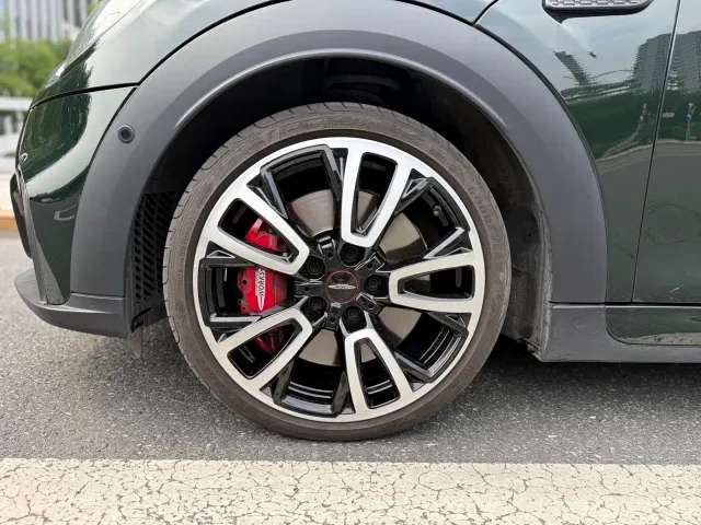 MINI John Cooper Works — Фото автомобиля 7