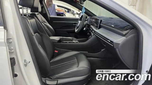Hyundai Sonata — Фото автомобиля 16