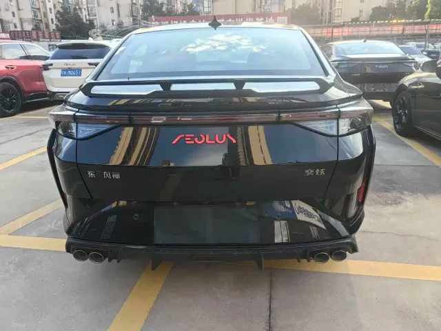 Dongfeng Yixuan — Фото автомобиля 5