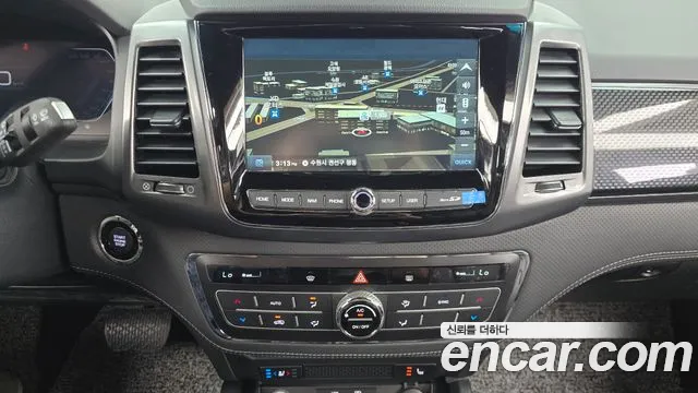 KG_Mobility_Ssangyong Rexton Новый Rexton Sport Khan Дизель 2.2 4WD — Фото автомобиля 13