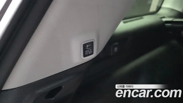 Jeep Cherokee — Фото автомобиля 13