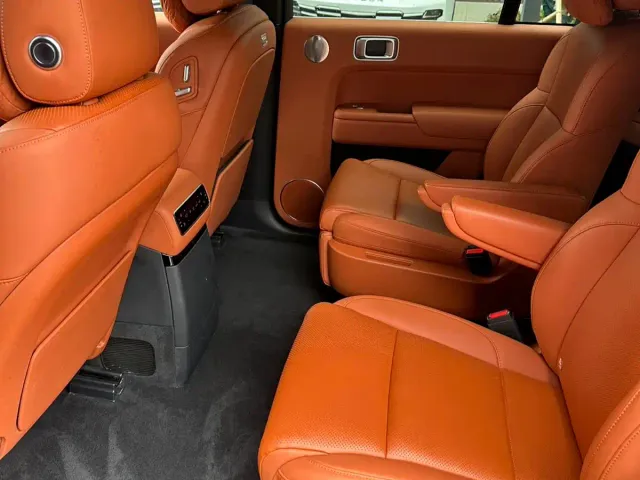 Li Auto L9 — Фото автомобиля 10