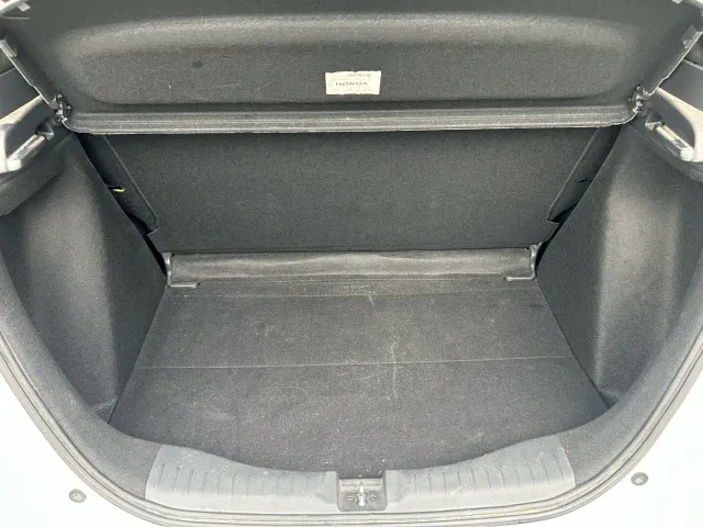 Honda Fit — Фото автомобиля 8