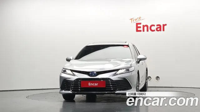 Toyota Camry — Фото автомобиля 3