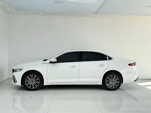 Geely Xingrui — Фото автомобиля 23