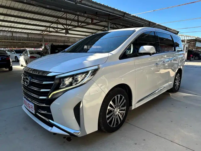 Фотография автомобиля — GAC Trumpchi M8