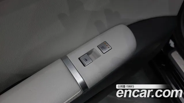 Hyundai Grandeur GN7 — Фото автомобиля 27