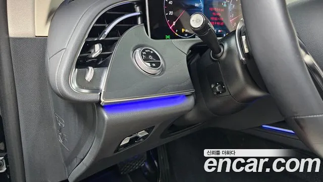 Mercedes-Benz E-Class — Фото автомобиля 18