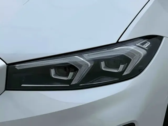 BMW BMW i3 2022 eDrive 35 L — Фото автомобиля 7