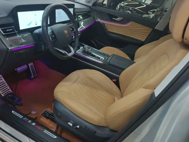 Hongqi HS5 — Фото автомобиля 14