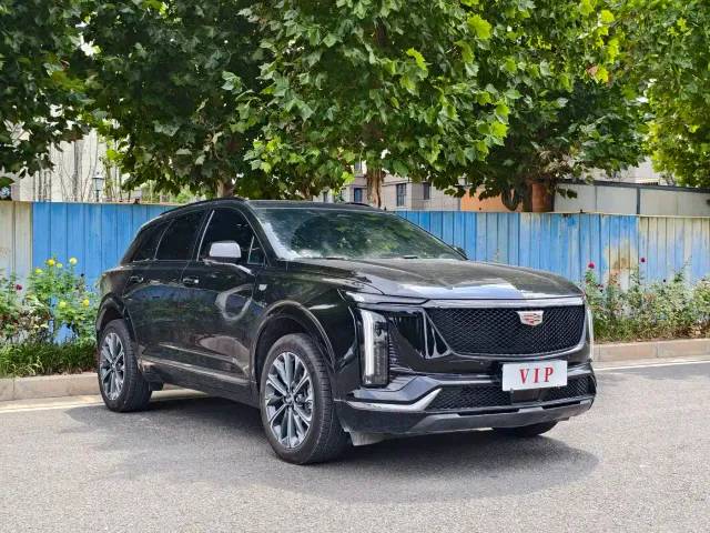 Cadillac XT5 — Фото автомобиля 3