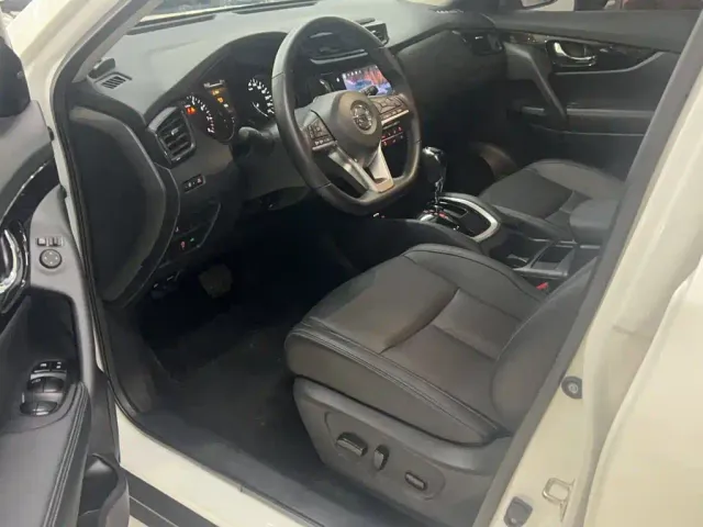 Nissan X-Trail — Фото автомобиля 18