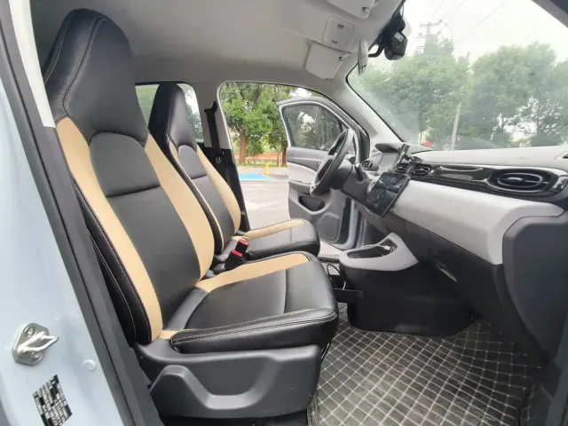 Leapmotor T03 — Фото автомобиля 7