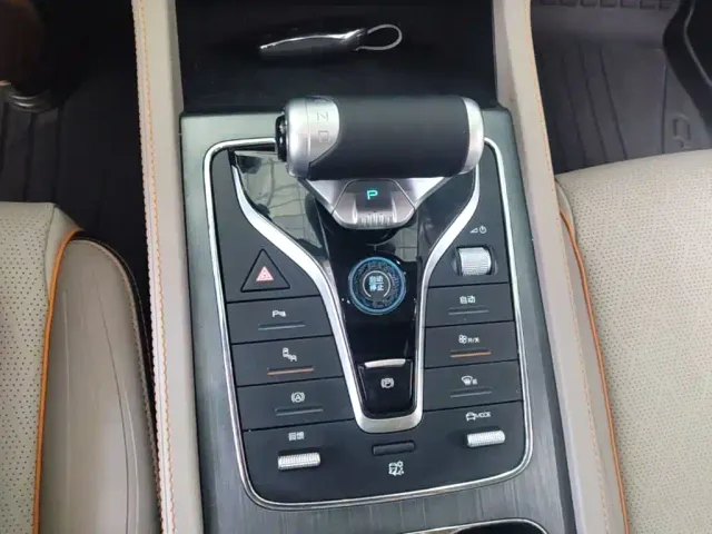 BYD Yuan PLUS — Фото автомобиля 13