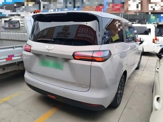 Wuling Starlight 730 — Фото автомобиля 6