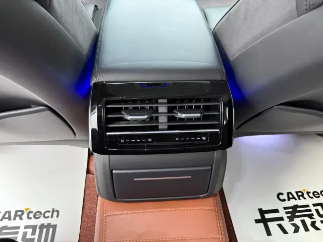 Audi A8 — Фото автомобиля 19