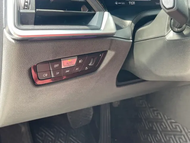 BMW 3 Series — Фото автомобиля 13