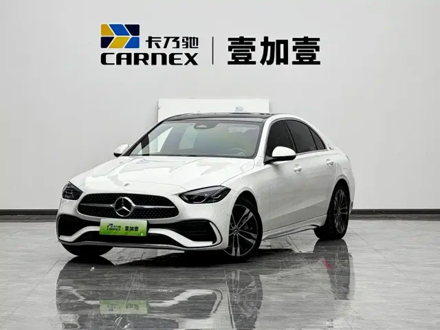 Фотография автомобиля — Mercedes-Benz C-Class