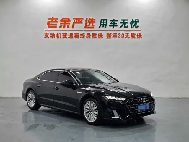 Audi A7L — Фото автомобиля 3