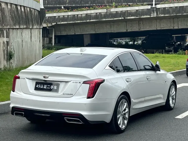 Cadillac CT5 — Фото автомобиля 4
