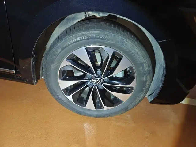 Volkswagen Passat — Фото автомобиля 24