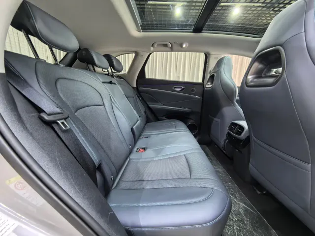 BYD Hai Shi 07 DM-i — Фото автомобиля 14