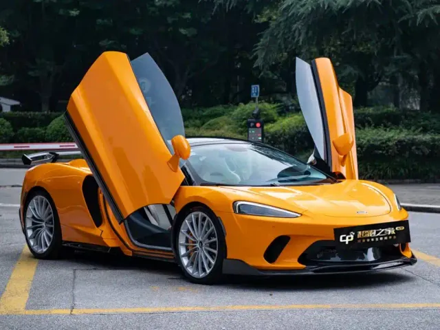 McLaren GT — Фото автомобиля 3