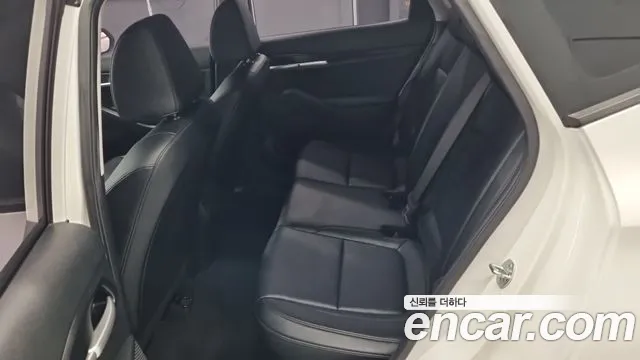 Kia Seltos — Фото автомобиля 18