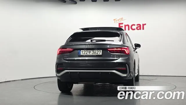 Audi Q3 35 TDI quattro Premium Sportback — Фото автомобиля 4