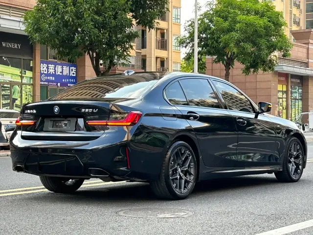 BMW 3 Series — Фото автомобиля 4