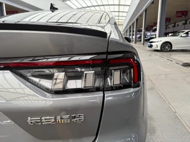 Ford Mondeo — Фото автомобиля 21