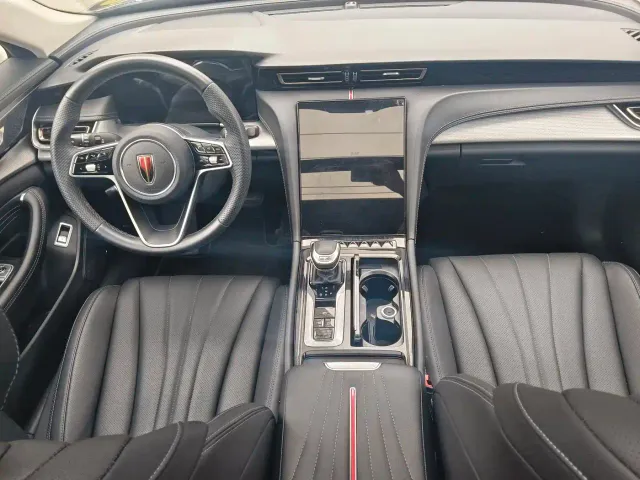Hongqi H5 — Фото автомобиля 7